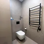 Апартаменты New Cozy Designer In Uzupis Walk To Old Town In A Luxury Building Garden View Balcony