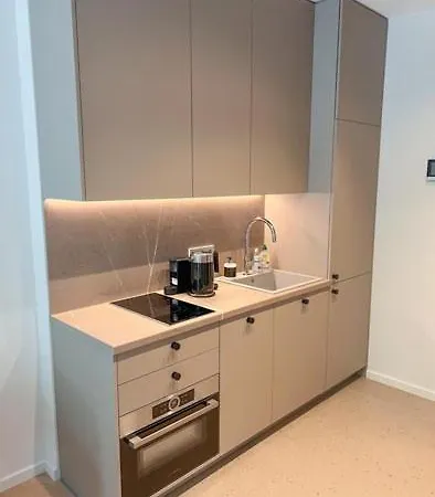 New Cozy Designer In Uzupis Walk To Old Town In A Luxury Building Garden View Balcony Вильнюс