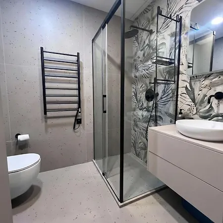 Апартаменты New Cozy Designer In Uzupis Walk To Old Town In A Luxury Building Garden View Balcony *