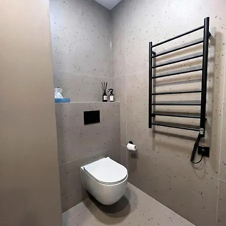 Апартаменты New Cozy Designer In Uzupis Walk To Old Town In A Luxury Building Garden View Balcony