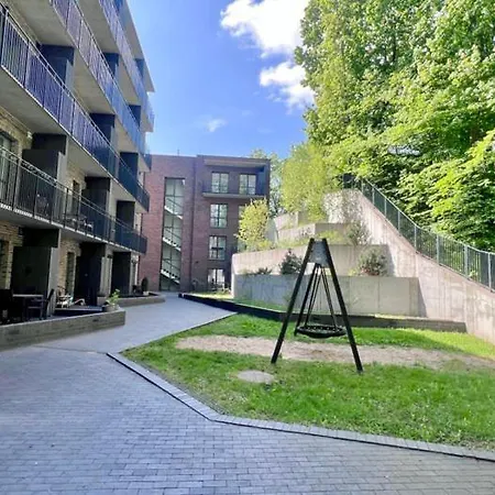 Апартаменты New Cozy Designer In Uzupis Walk To Old Town In A Luxury Building Garden View Balcony Вильнюс
