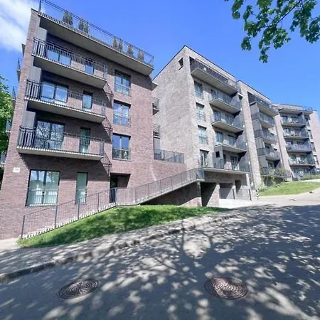 Апартаменты New Cozy Designer In Uzupis Walk To Old Town In A Luxury Building Garden View Balcony Вильнюс