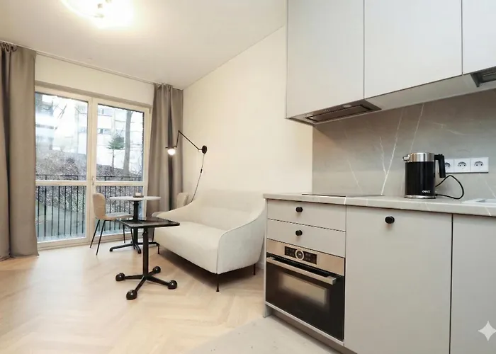 New Cozy Designer In Uzupis Walk To Old Town In A Luxury Building Garden View Balcony