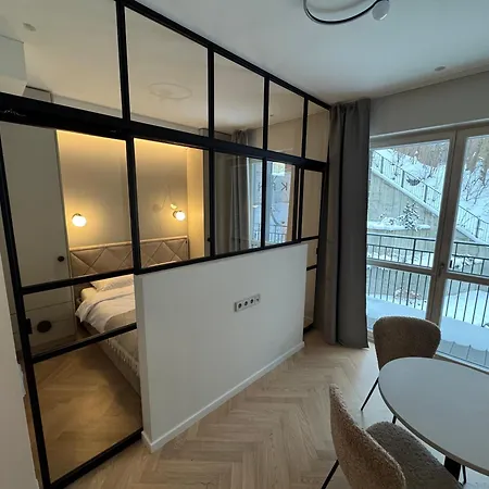 아파트 New Cozy Designer In Uzupis Walk To Old Town In A Luxury Building Garden View Balcony *