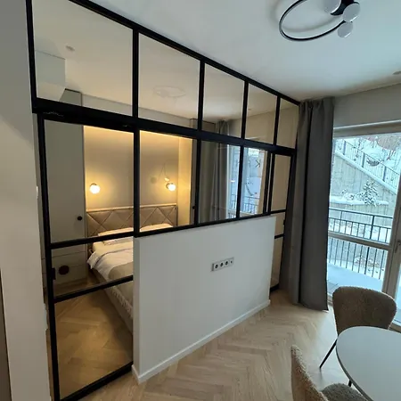 아파트 New Cozy Designer In Uzupis Walk To Old Town In A Luxury Building Garden View Balcony *