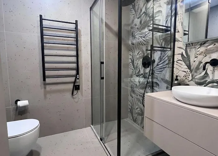 Apartment New Cozy Designer In Uzupis Walk To Old Town In A Luxury Building Garden View Balcony *